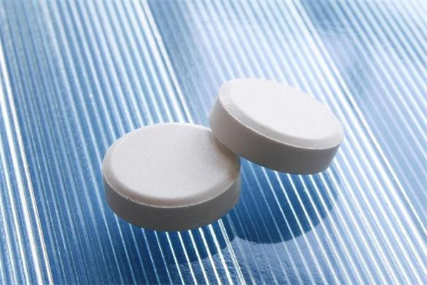 一個(gè)月吃兩次緊急避孕藥會(huì)怎么樣 副作用明顯 一個(gè)月吃兩次緊急避孕藥會(huì)怎么樣 副作用明顯