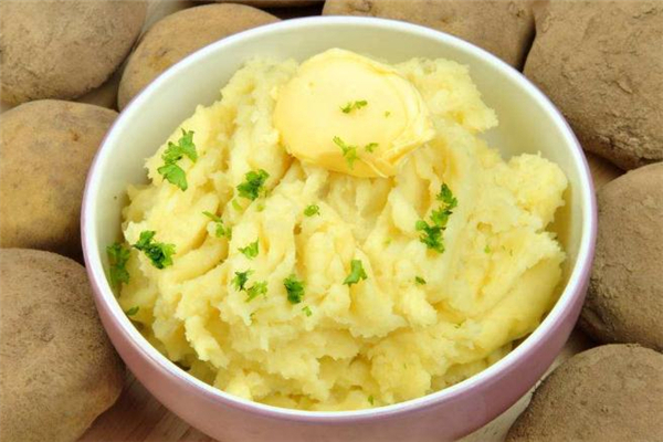 怎么用微波爐做土豆泥 土豆泥做法竅門 怎么用微波爐做土豆泥 土豆泥做法竅門