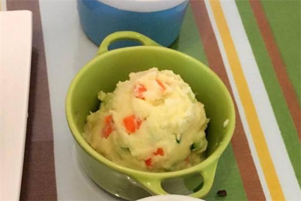 怎么用微波爐做土豆泥 土豆泥做法竅門 怎么用微波爐做土豆泥 土豆泥做法竅門