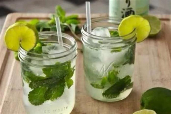 薄荷茶能天天喝嗎 當(dāng)心造成體寒 薄荷茶能天天喝嗎 當(dāng)心造成體寒