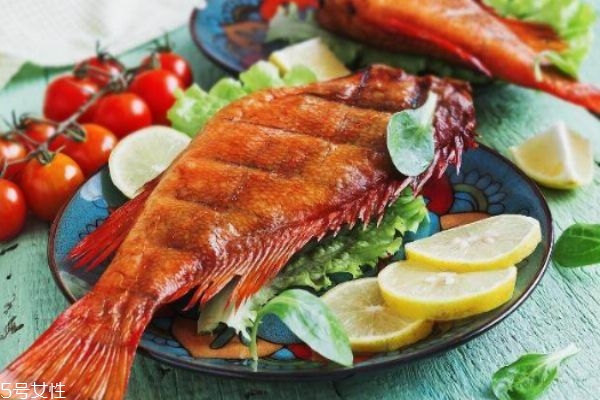 吃魚的好處有哪些 吃魚的注意事項(xiàng) 吃魚的好處有哪些 吃魚的注意事項(xiàng)