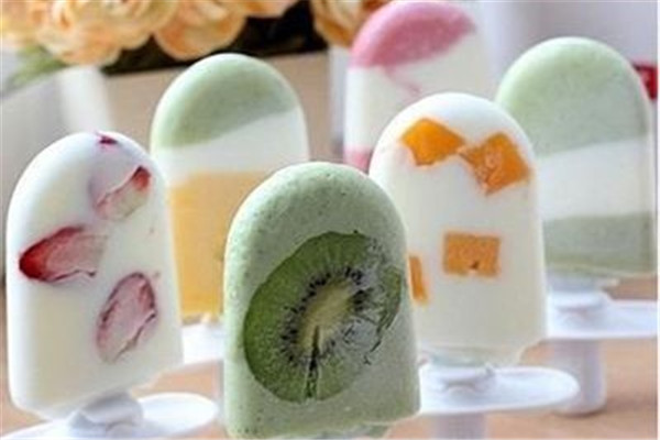 夏季吃冷飲會腎虛嗎 夏季可以吃冷飲嗎 夏季吃冷飲會腎虛嗎 夏季可以吃冷飲嗎