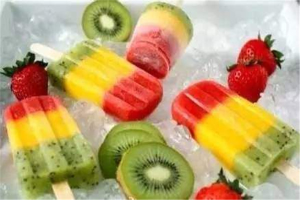 夏季吃冷飲會腎虛嗎 夏季可以吃冷飲嗎 夏季吃冷飲會腎虛嗎 夏季可以吃冷飲嗎