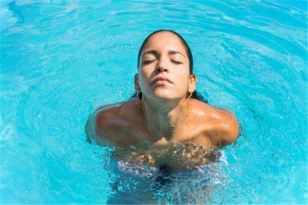 游泳可以瘦手臂嗎 游泳的好處 游泳可以瘦手臂嗎 游泳的好處