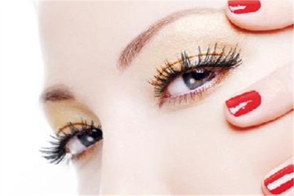 做雙眼皮可以做一只嗎 雙眼皮只做一個可以嗎 做雙眼皮可以做一只嗎 雙眼皮只做一個可以嗎