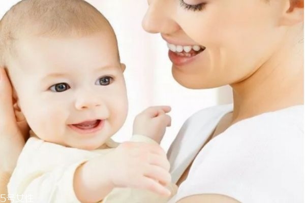 寶寶常拉肚子的原因 導(dǎo)致寶寶拉肚子的原因 寶寶常拉肚子的原因 導(dǎo)致寶寶拉肚子的原因