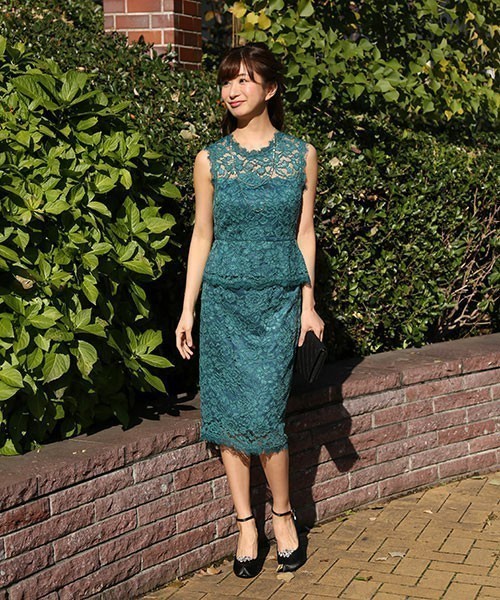 蕾絲上衣里面穿什么好 蕾絲上衣內(nèi)搭如何搭配 蕾絲上衣里面穿什么好 蕾絲上衣內(nèi)搭如何搭配