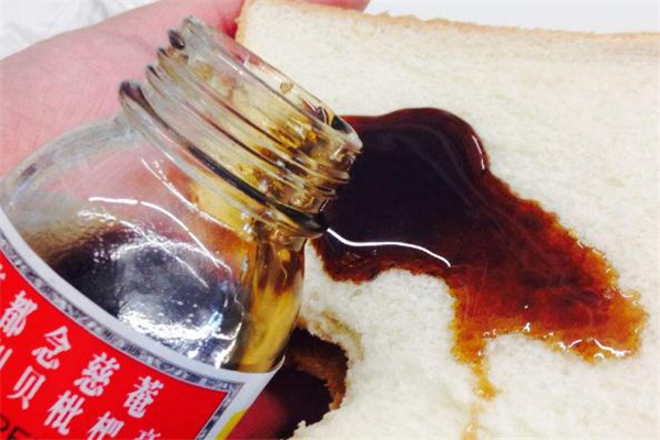 枇杷膏可以空腹喝嗎 對腸胃刺激大 枇杷膏可以空腹喝嗎 對腸胃刺激大