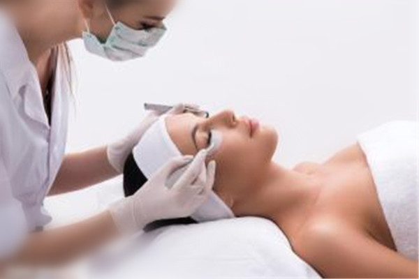 夏天適合做美瞳線嗎 美瞳線好不好 夏天適合做美瞳線嗎 美瞳線好不好