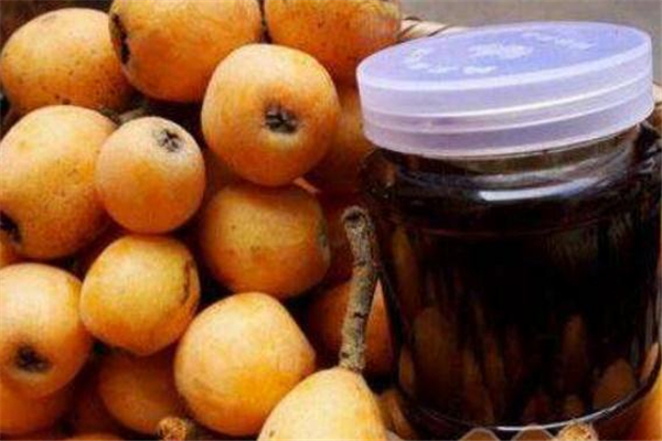 枇杷膏平常沒事可以喝嗎 枇杷膏服用禁忌 枇杷膏平常沒事可以喝嗎 枇杷膏服用禁忌