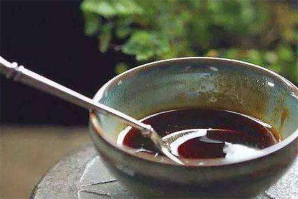 枇杷膏平常沒事可以喝嗎 枇杷膏服用禁忌 枇杷膏平常沒事可以喝嗎 枇杷膏服用禁忌