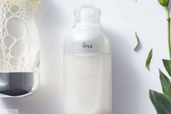 油痘肌適合什么水乳 適合痘肌的水乳 油痘肌適合什么水乳 適合痘肌的水乳