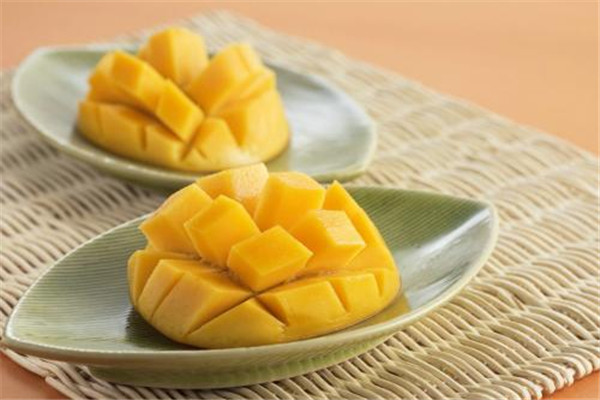 芒果干吃多了會(huì)長(zhǎng)胖嗎 芒果干會(huì)長(zhǎng)胖嗎 芒果干吃多了會(huì)長(zhǎng)胖嗎 芒果干會(huì)長(zhǎng)胖嗎