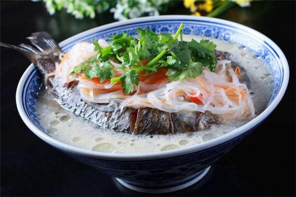 鯽魚(yú)湯含嘌呤高嗎 鯽魚(yú)湯的嘌呤含量