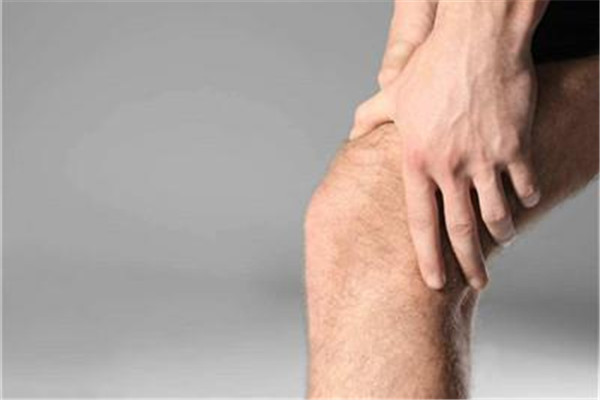 風(fēng)濕是關(guān)節(jié)疼嗎 風(fēng)濕是怎么引起的 風(fēng)濕是關(guān)節(jié)疼嗎 風(fēng)濕是怎么引起的