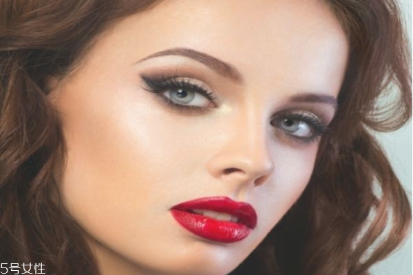 脫發(fā)際線是永久的嗎 脫發(fā)際線的副作用 脫發(fā)際線是永久的嗎 脫發(fā)際線的副作用