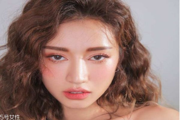 蛋卷頭發(fā)型有哪些 最新蛋卷頭發(fā)型推薦 蛋卷頭發(fā)型有哪些 最新蛋卷頭發(fā)型推薦