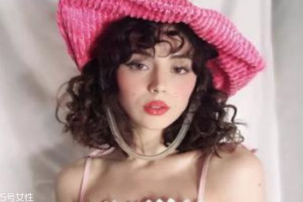 發(fā)際線高女生適合發(fā)型 發(fā)際線高女生發(fā)型圖片 發(fā)際線高女生適合發(fā)型 發(fā)際線高女生發(fā)型圖片