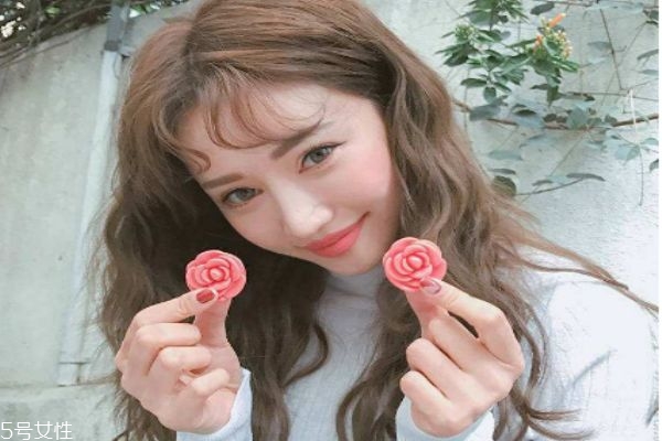 蛋卷頭發(fā)型有哪些 最新蛋卷頭發(fā)型推薦 蛋卷頭發(fā)型有哪些 最新蛋卷頭發(fā)型推薦