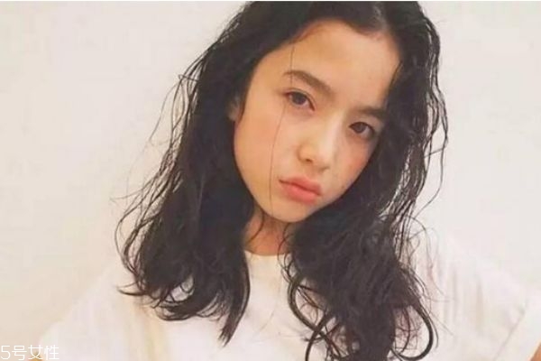 發(fā)際線低剪什么發(fā)型 發(fā)際線低適合發(fā)型圖 發(fā)際線低剪什么發(fā)型 發(fā)際線低適合發(fā)型圖