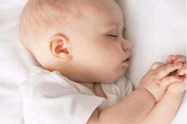 如何矯正小孩張嘴睡覺 寶寶張嘴睡覺的原因 如何矯正小孩張嘴睡覺 寶寶張嘴睡覺的原因