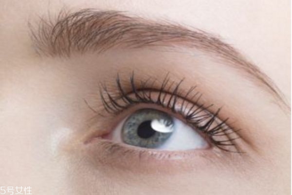 上瞼下垂手術(shù)能保幾年 上瞼提肌縮短術(shù)后遺癥 上瞼下垂手術(shù)能保幾年 上瞼提肌縮短術(shù)后遺癥