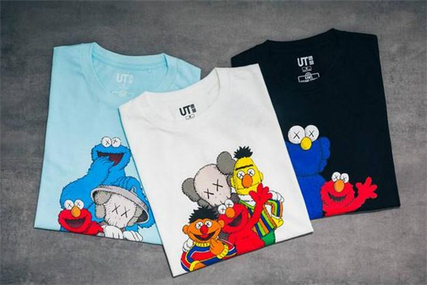 2019優(yōu)衣庫(kù)kaws聯(lián)名真假對(duì)比 優(yōu)衣庫(kù)kaws短袖真假鑒定 2019優(yōu)衣庫(kù)kaws聯(lián)名真假對(duì)比 優(yōu)衣庫(kù)kaws短袖真假鑒定