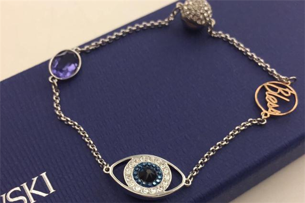 施華洛世奇手鏈怎么調節(jié)長短 長度調節(jié)方法 施華洛世奇手鏈怎么調節(jié)長短 長度調節(jié)方法