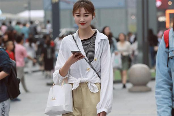 夏天防曬衣怎么穿時髦 防曬衣搭配指南 夏天防曬衣怎么穿時髦 防曬衣搭配指南