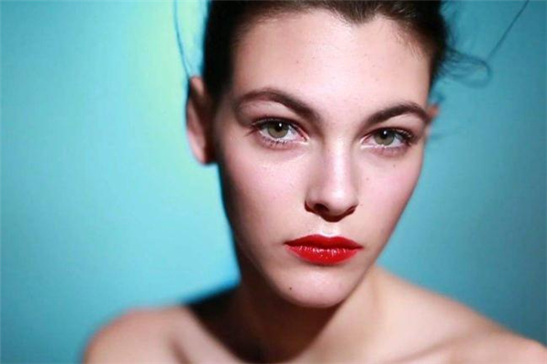 膠原蛋白填充淚溝維持多久 膠原蛋白填充淚溝效果好嗎 膠原蛋白填充淚溝維持多久 膠原蛋白填充淚溝效果好嗎