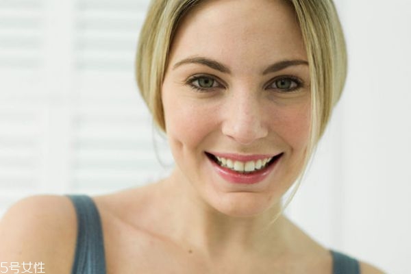 做射頻緊膚風(fēng)險大不大 射頻緊膚原理 做射頻緊膚風(fēng)險大不大 射頻緊膚原理