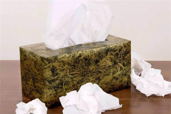 擦了鼻涕的紙巾屬于什么垃圾 擤鼻涕的紙巾能回收嗎 擦了鼻涕的紙巾屬于什么垃圾 擤鼻涕的紙巾能回收嗎