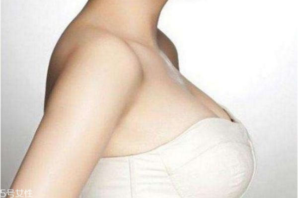 假體隆胸多久變軟 怎樣使假體隆胸手感更真實 假體隆胸多久變軟 怎樣使假體隆胸手感更真實