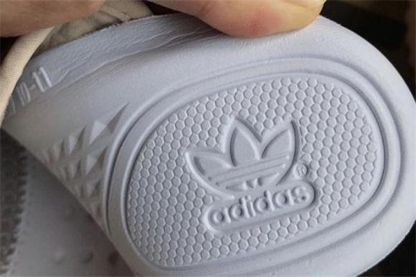 yeezy350粉天使真假對比 椰子350亞限粉天使真假辨別 yeezy350粉天使真假對比 椰子350亞限粉天使真假辨別