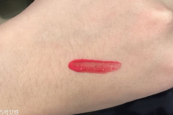 楊樹林?jǐn)啬猩菐滋?hào) 楊樹林12號(hào)斬男色口紅 楊樹林?jǐn)啬猩菐滋?hào) 楊樹林12號(hào)斬男色口紅