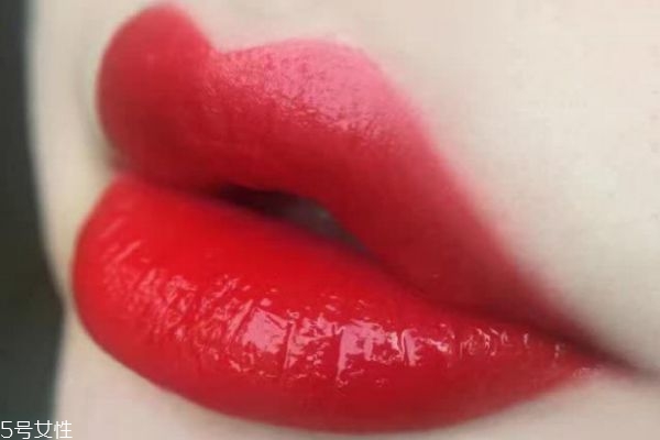 阿瑪尼402和405哪個(gè)顏色好看 阿瑪尼402和405區(qū)別 阿瑪尼402和405哪個(gè)顏色好看 阿瑪尼402和405區(qū)別