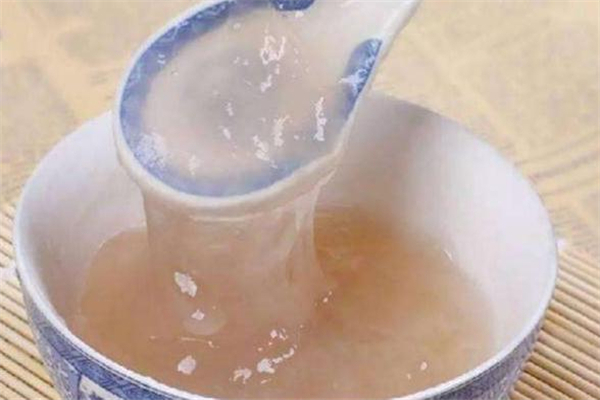 藕粉可以當(dāng)?shù)矸塾脝?沒(méi)有淀粉可以用藕粉代替嗎 藕粉可以當(dāng)?shù)矸塾脝?沒(méi)有淀粉可以用藕粉代替嗎