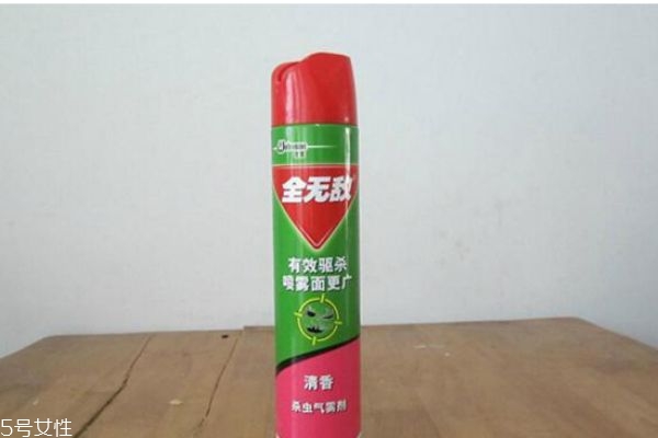 殺蟲劑噴完后多久才能進(jìn)室內(nèi) 殺蟲劑的危害 殺蟲劑噴完后多久才能進(jìn)室內(nèi) 殺蟲劑的危害