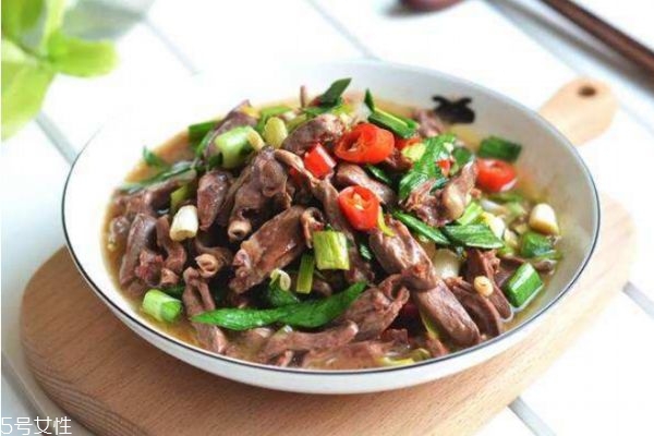 孕婦可以吃雞心嗎 雞心焯水多長時間 孕婦可以吃雞心嗎 雞心焯水多長時間