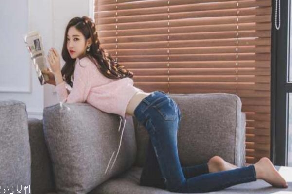 怎么拍照臉小 怎樣拍出大長腿 怎么拍照臉小 怎樣拍出大長腿