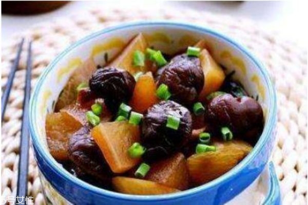 香菇白蘿卜做法及功效 白蘿卜燉香菇的功效 香菇白蘿卜做法及功效 白蘿卜燉香菇的功效