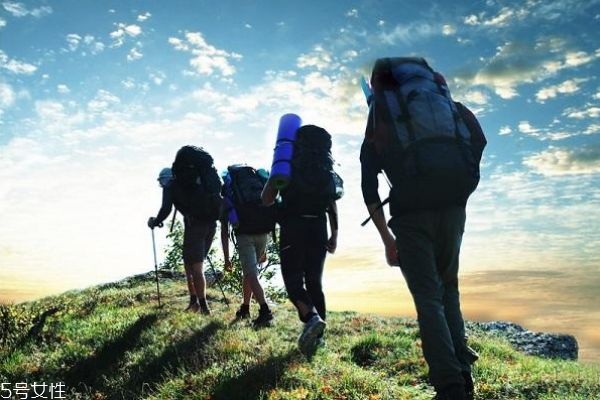 長期登山怎么保護(hù)膝蓋 爬山膝蓋疼如何恢復(fù) 長期登山怎么保護(hù)膝蓋 爬山膝蓋疼如何恢復(fù)