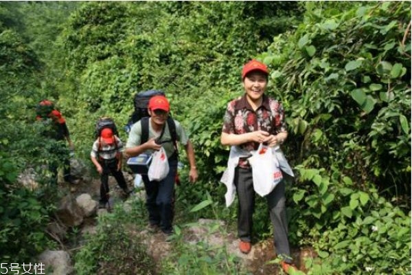 爬山后腿疼怎么辦 如何防止爬山后腿疼 爬山后腿疼怎么辦 如何防止爬山后腿疼