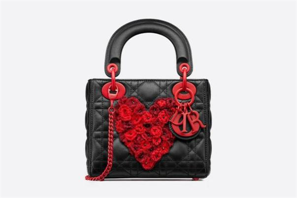 2019迪奧七夕限定包包多少錢 dior七夕愛(ài)心戴妃包價(jià)格 2019迪奧七夕限定包包多少錢 dior七夕愛(ài)心戴妃包價(jià)格