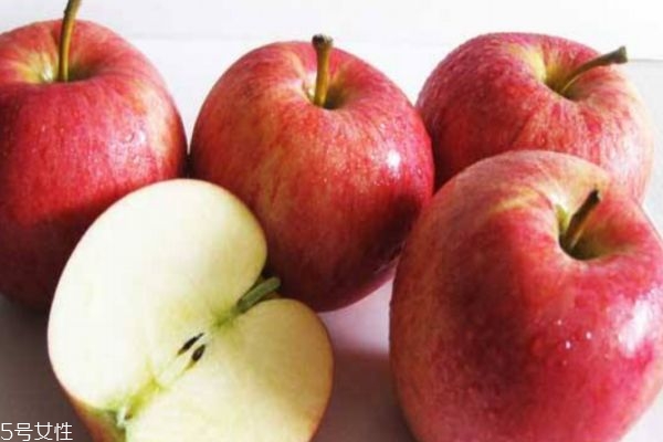 一天中什么時(shí)候吃蘋(píng)果最好 蘋(píng)果有什么功效呢