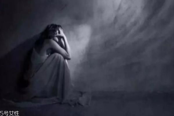 什么是抑郁癥 抑郁癥的表現(xiàn) 什么是抑郁癥 抑郁癥的表現(xiàn)