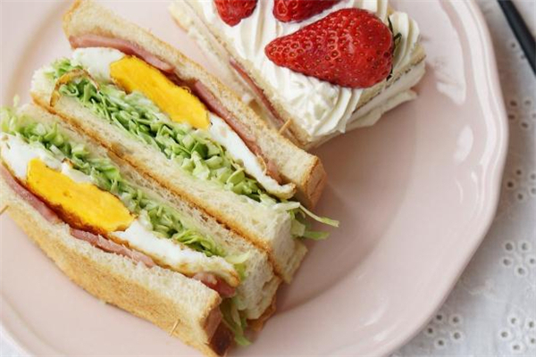 三明治為什么要切邊 三明治怎么切不會(huì)散 三明治為什么要切邊 三明治怎么切不會(huì)散