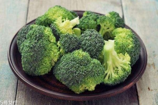 吃西蘭花有什么好處 西蘭花熱量 吃西蘭花有什么好處 西蘭花熱量