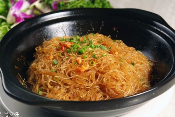 孕婦可以吃粉絲嗎 孕婦吃粉絲的注意事項(xiàng) 孕婦可以吃粉絲嗎 孕婦吃粉絲的注意事項(xiàng)