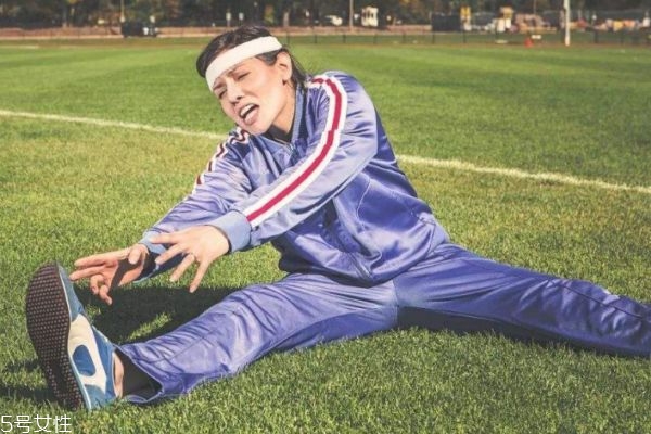 抽筋是什么原因造成的呢 睡覺為什么會腿抽筋 抽筋是什么原因造成的呢 睡覺為什么會腿抽筋